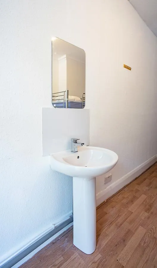 Mile End Beds Hostel London